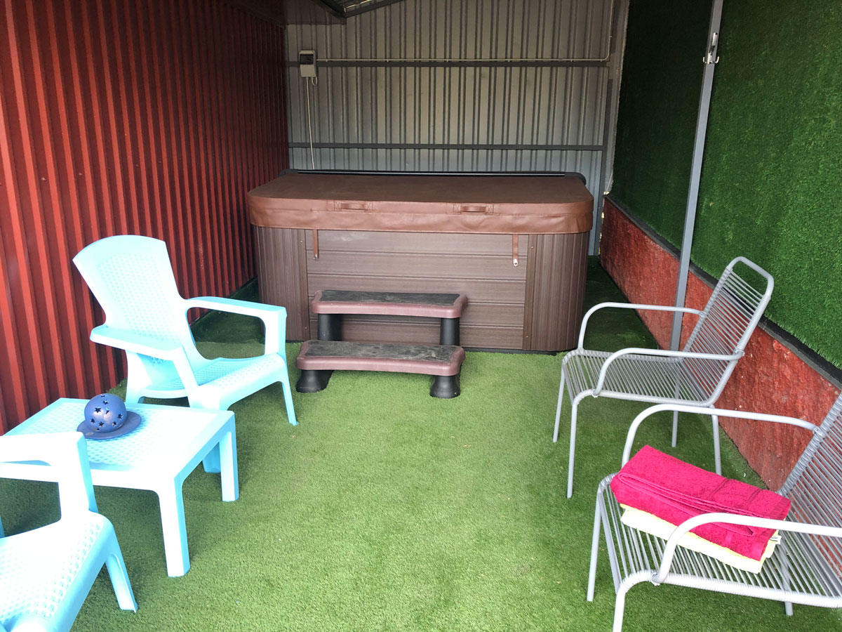 jakuzzis-szallas jakuzzi vendeghaz-1